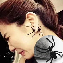 Hot Fashion 1Piece 3D Creepy Black Spider Ear Stud Earrings Hot Selling Unique Punk Earrings For Women Halloween Gifts