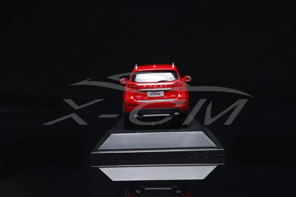 Литая модель автомобиля Great Wall Haval H2 1:43 можно откатить (красный) + маленький