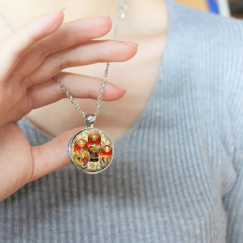 Ретро русская кукла красная бабушка кулон стеклянная Этническая цепочка