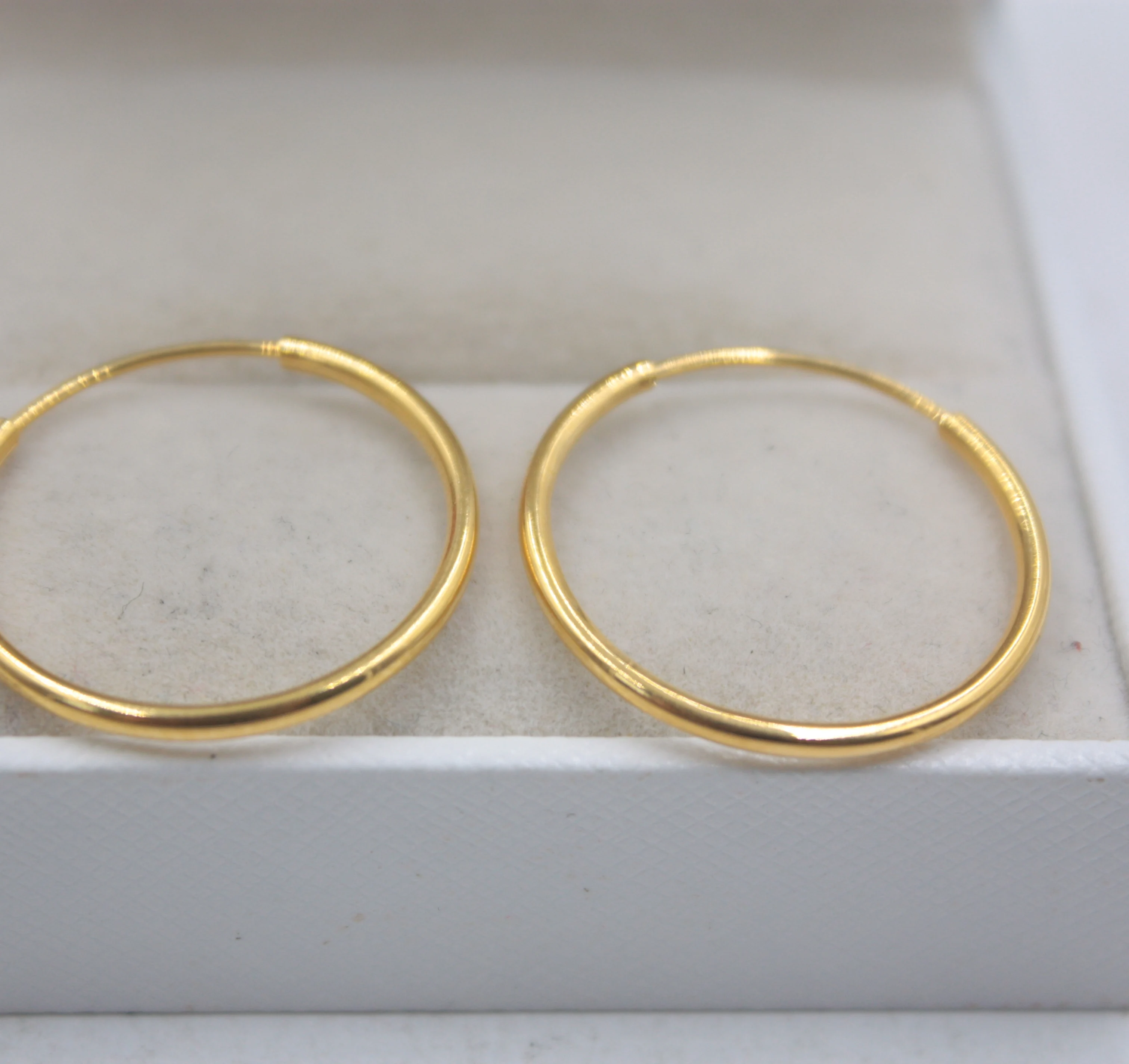 Серьги 18K желтое золото идеальная гладкость 1 5 мм|Серьги-кольца| |
