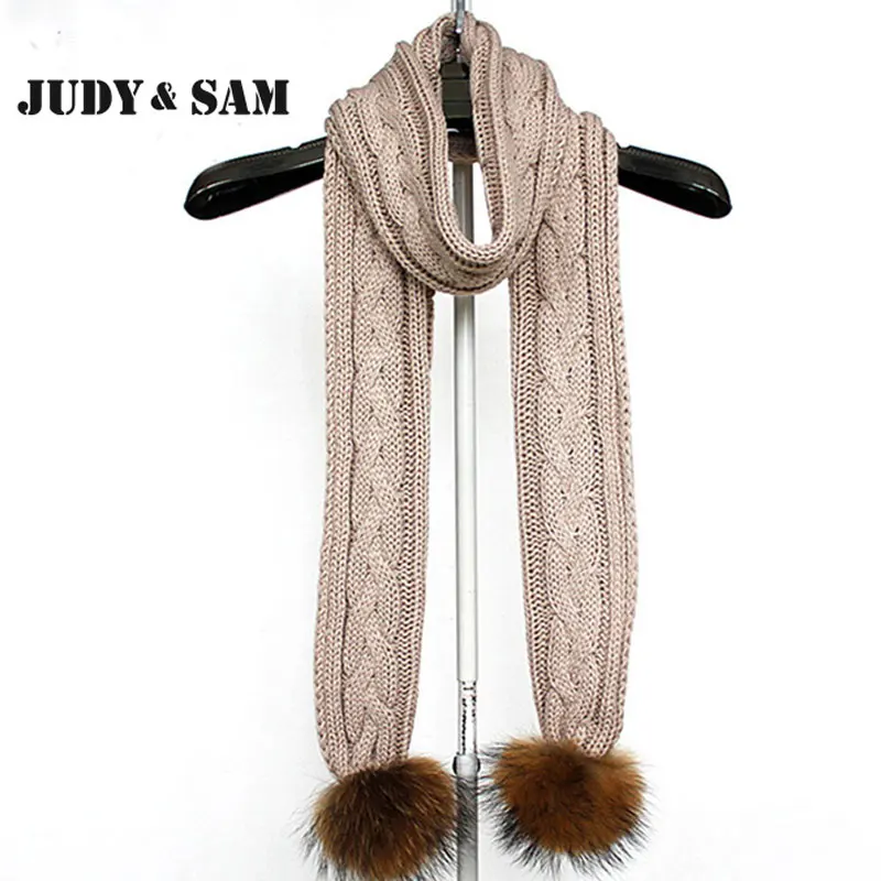 Женский теплный вязанный шарф с двумя помпонами из меха енота.|scarf beaded|scarf slidescarf