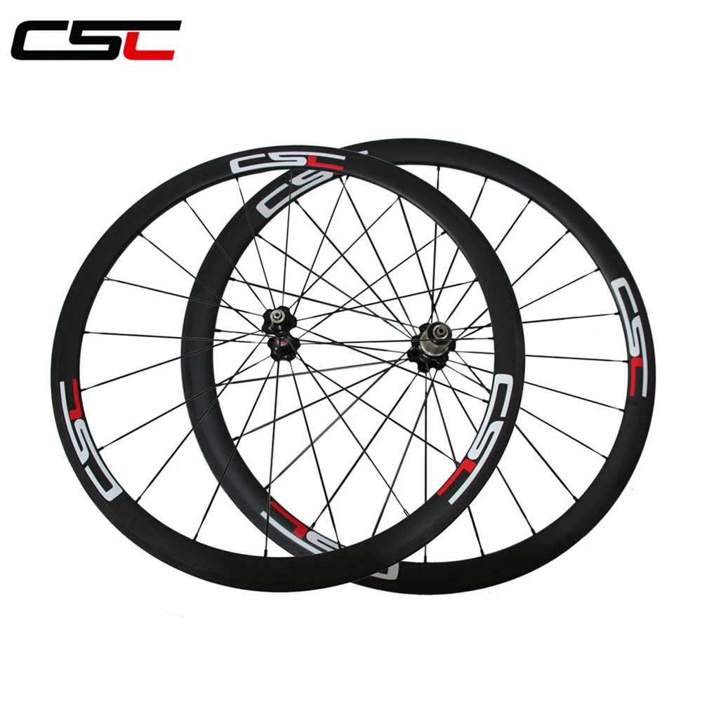 Комплект бескамерных колес для шоссейного велосипеда C U образными отверстиями 25