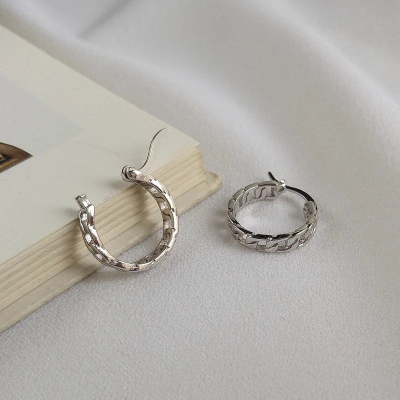 

Silvology 925 Sterling Silver Chain Hoop Earrings Openwork Temperament Elegant Western Earrings For Women Creative Jewelry Gift