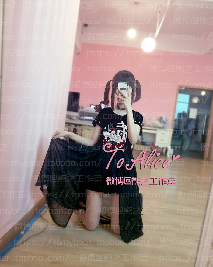 Стильная летняя черная футболка с короткими рукавами для девочек длинная