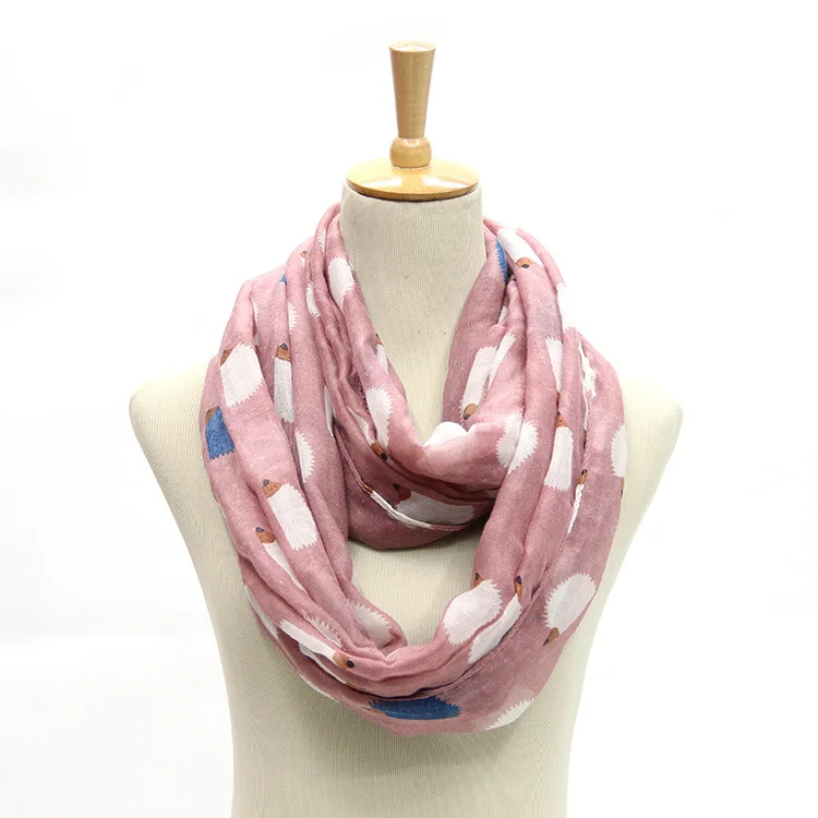 Женский аксессуар с рисунком ежа |