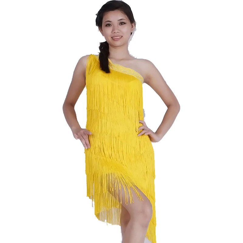 Женское платье с неравномерной бахромой сексуальное на одно плечо со скошенным