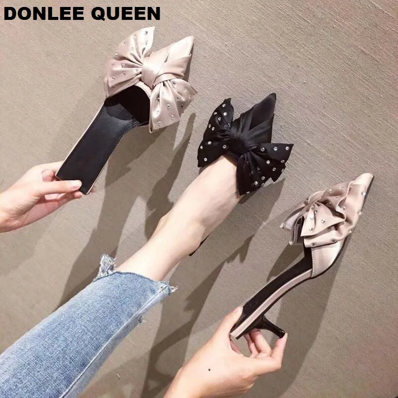 Шлепанцы DONLEE QUEEN женские на низком каблуке сланцы без застежки заостренный носок