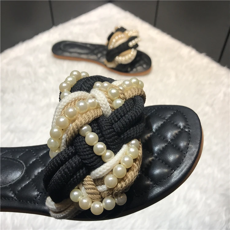 

Woman Slippers String Beads Open Toe Woman Flats Casual Slides Designer Shoes Woman Leather Outside Slippers Runway Shoes Tide
