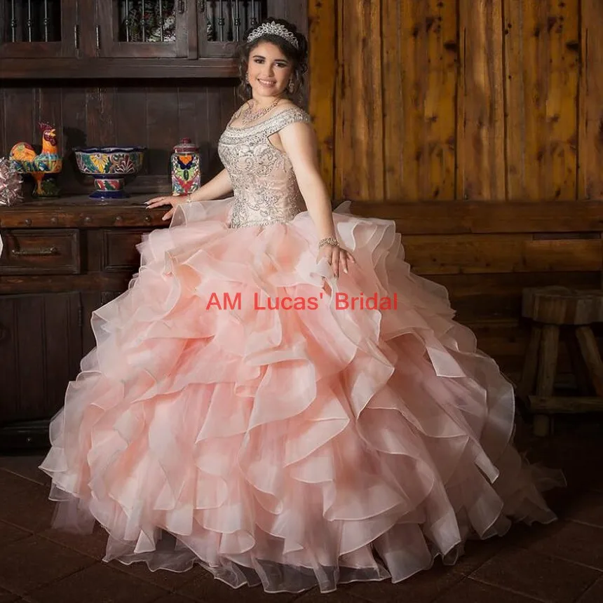 Ball Gown Quinceanera Dresses Beading Crystals Sweet 16 Years For 15 Year Birthday Party Prom Gowns Vestido De 15 Anos