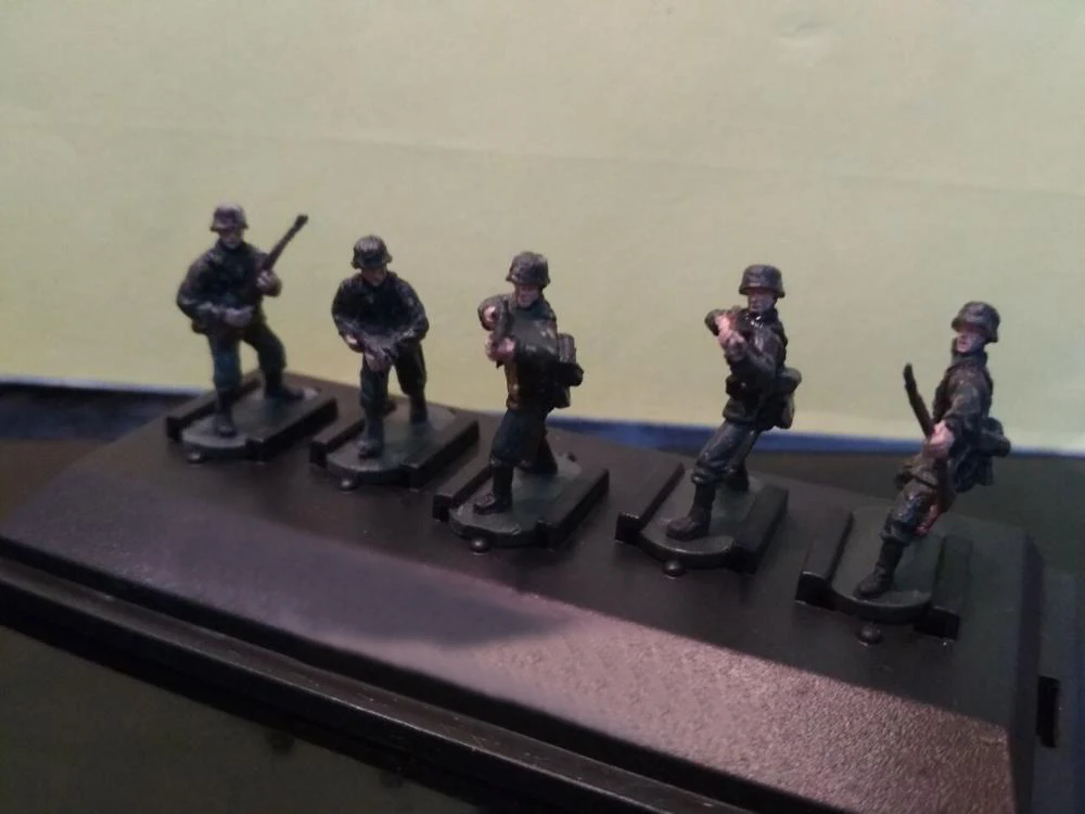 1/72 P804 немецкая пять солдат готовая цветная продукция коллокация Танк модель