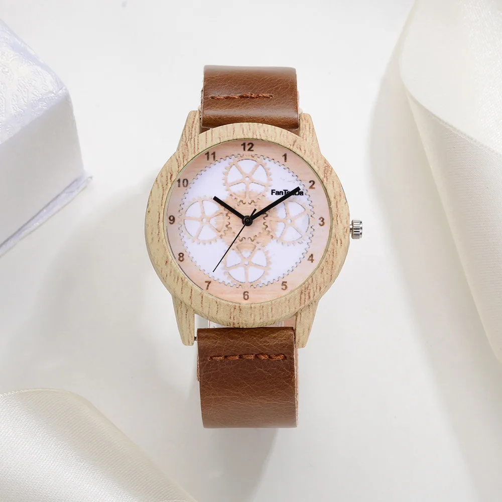 Часы мужские с кожаным ремешком аналоговые кварцевые Круглые под платье