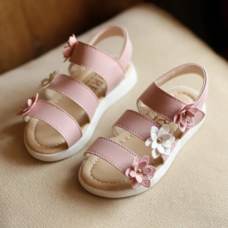 Летний стиль детей Сандалии для девочек Обувь принцессы красивые с цветочным