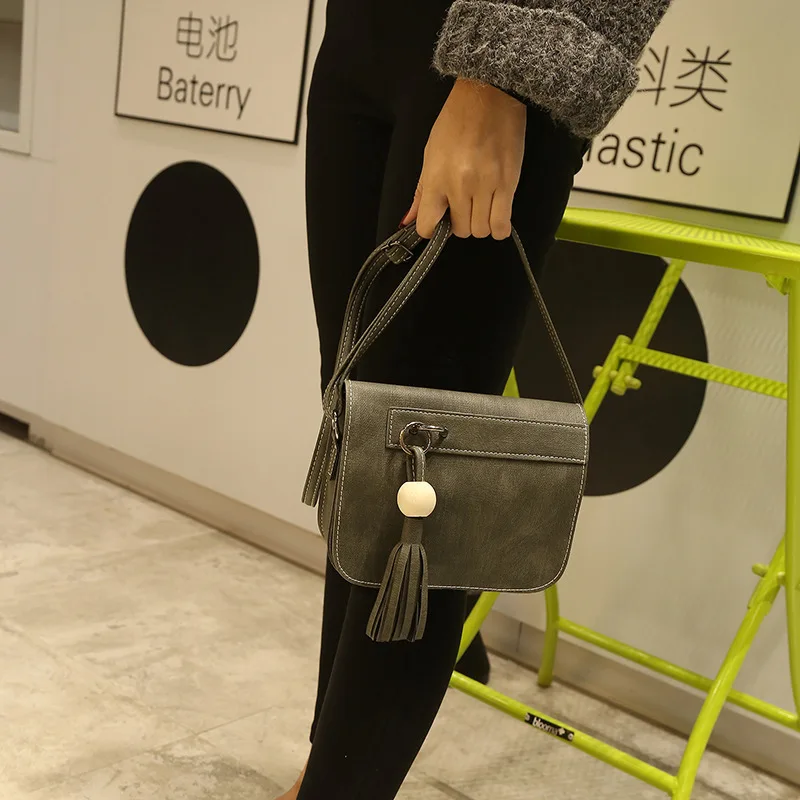 Брендовая дизайнерская маленькая сумка мессенджер винтажная женская в стиле