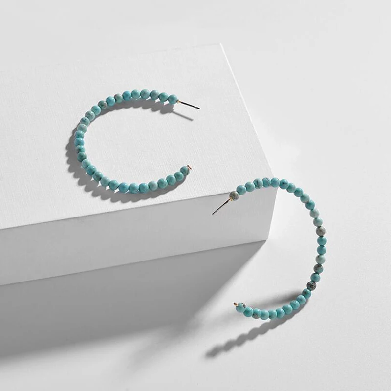 Серьги-гвоздики женские Amaiyllis с каменными бусинами