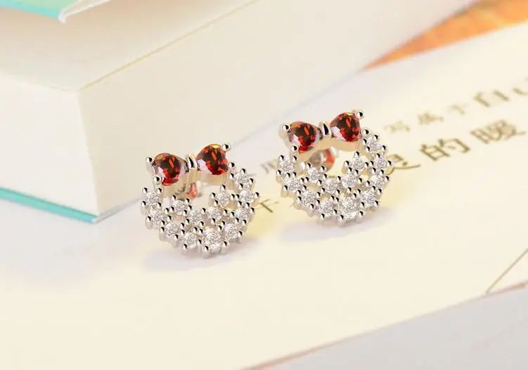 Женские серьги-гвоздики из серебра 925 пробы с кристаллами | Украшения и