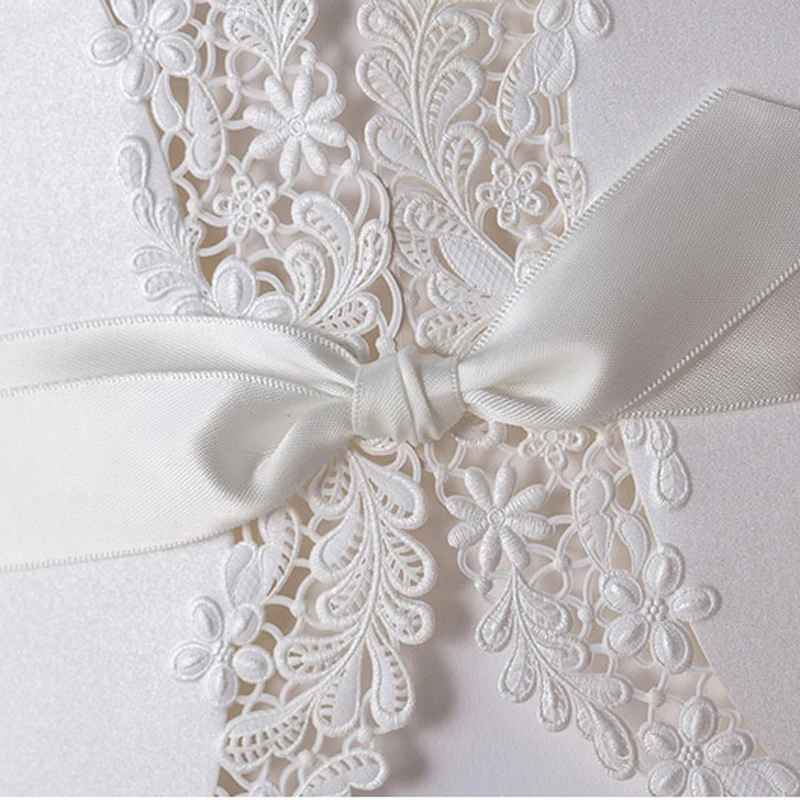 (50 шт./лот) белый Кружева Свадебное приглашение цветы лазерная резка роскошные