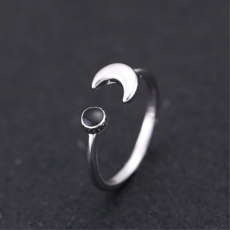 

Moon Black Epoxy Silver Color Retro Literary Temperament Personality Fashion Female Resizable Opening Rings SRI072