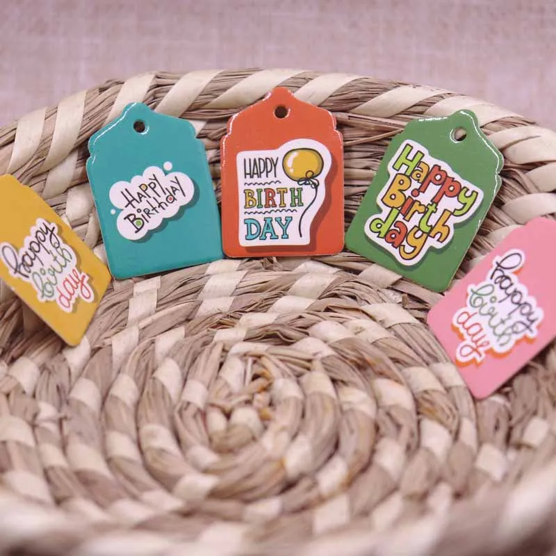 NEW DIY 100Pcs happy birthday day card small cute Favourate Tag Shinning and New Design Garment Label Paper For | Украшения и