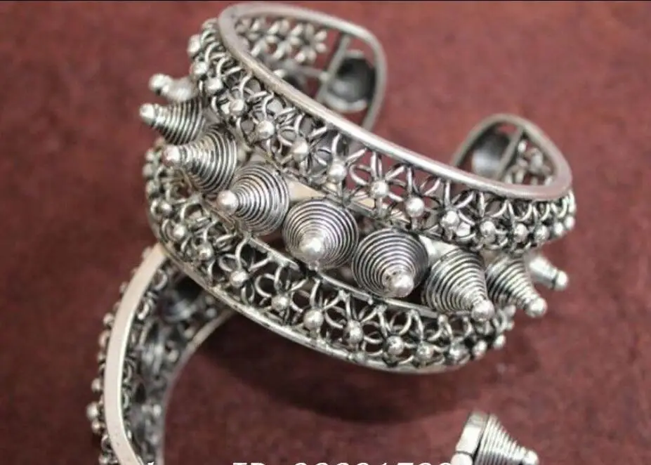 National characteristics Handmade Miao Silver Bracelet Pair &gt 100% Brand New High Quality Fashion free shipping | Украшения и