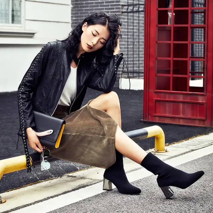 

Autumn new ladies motorcycle leather metal decorative trend stitching short fashion slim jacket short coat