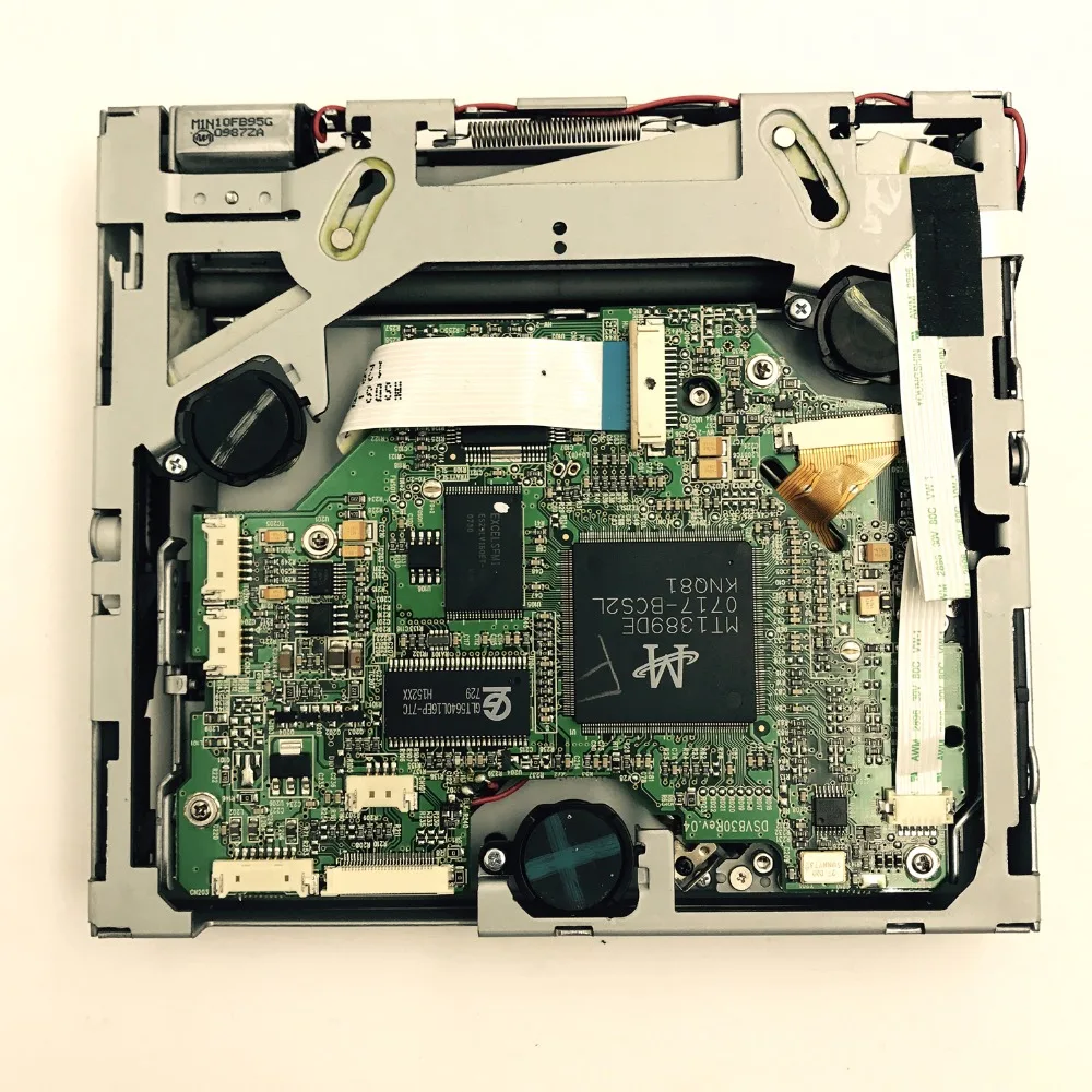 Brand new and original DVS-830 DVS-830A DVS830A DSV-830 DSV830A Single car dvd mechanism |