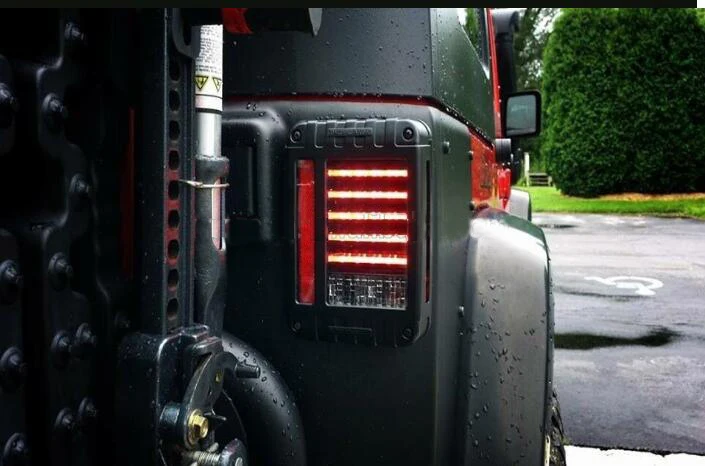 

On sale ! Pair LED Reverse Brake Tail Lights With European US Standard Plugs Car Light Replacement Light For Jeep wrangler