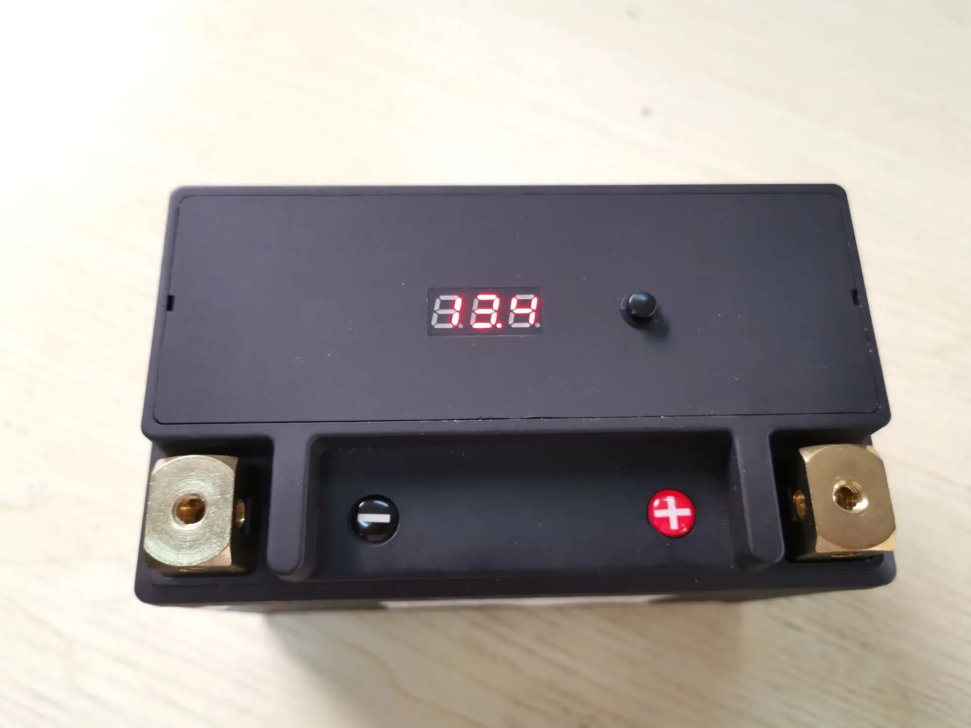 KP12A-BS KP12-BS 12 В 12Ah CCA 450A мотоцикл LiFePO4 батарея пусковое устройство литиевый Железный мотоцикл аккумулятор с системой управления - Цвет: KP12-BS