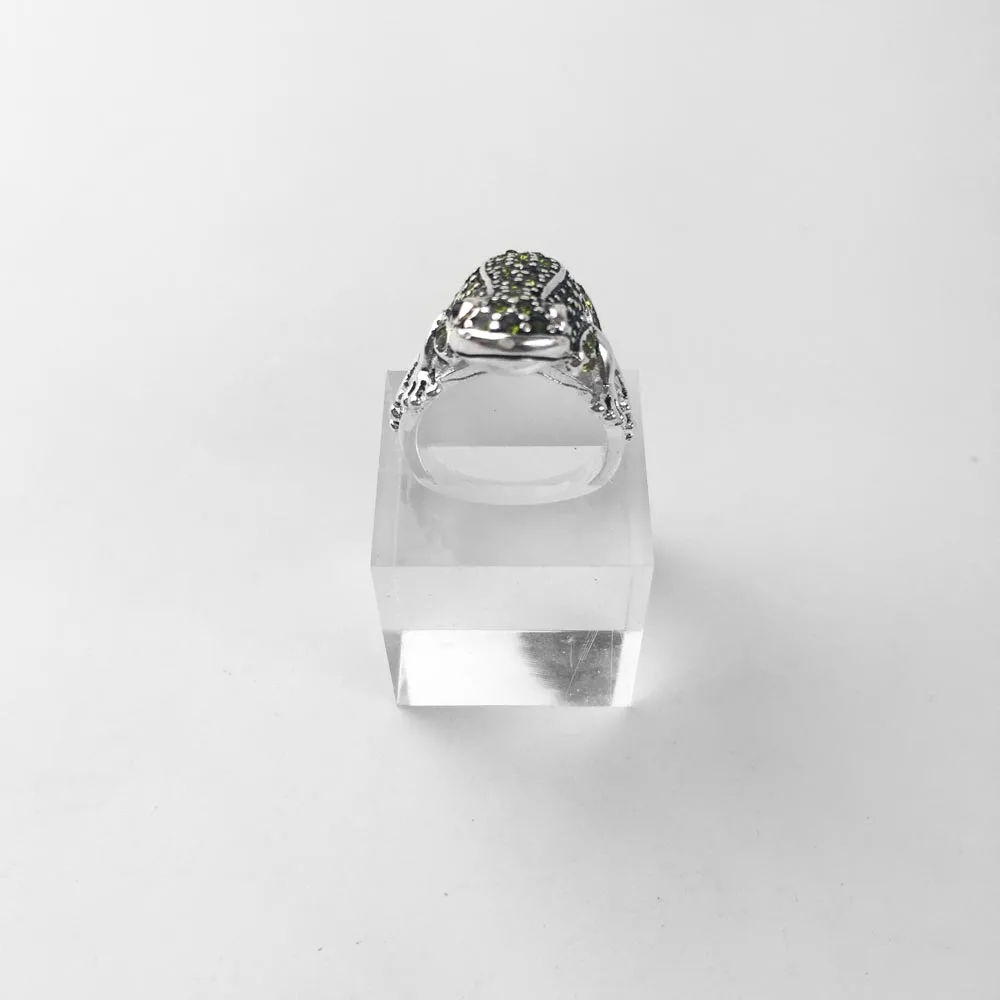 Женское коктейльное кольцо с лягушкой зеленый цирконий из стерлингового серебра