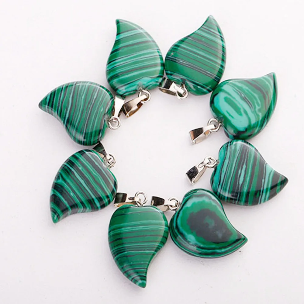 Malachite Натуральный сердце камень кулон с украшением в виде кристаллов кварца смешанной Цвет Камень Подвески "сделай сам" для изготовления ювелирных изделий, 50 шт./лот - Окраска металла: Malachite