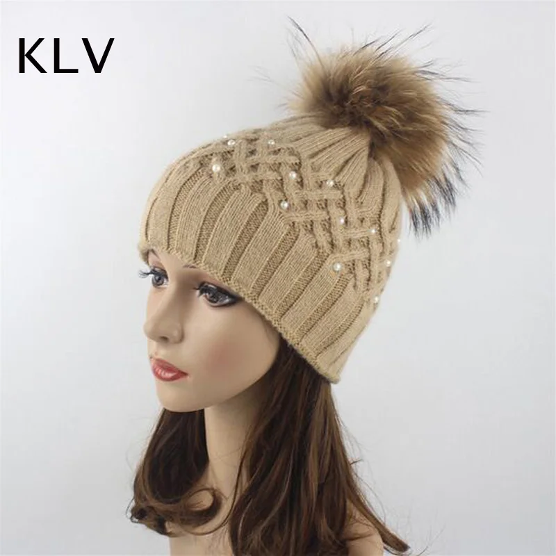2017 перламутровые женские зимние шапки из натурального меха енота вязаные
