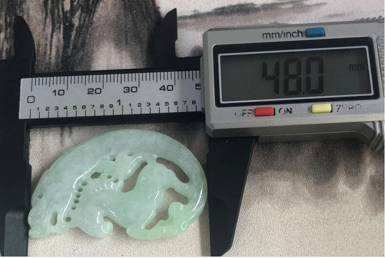 Подвеска в виде лошади-дракона из жадеита | Украшения и аксессуары