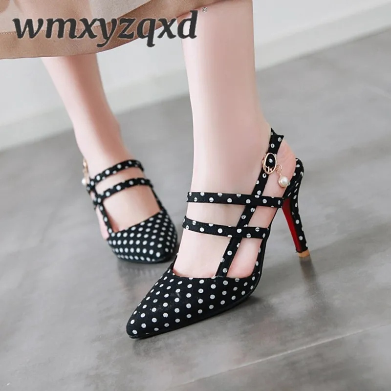 Женские летние туфли в горошек с острым носком на тонком каблуке резиновой