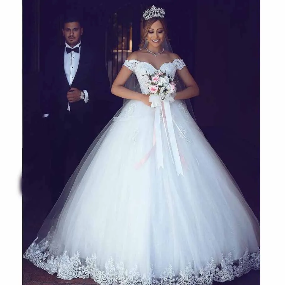 Свадебные платья больших размеров 2019 с открытыми плечами и короткими рукавами