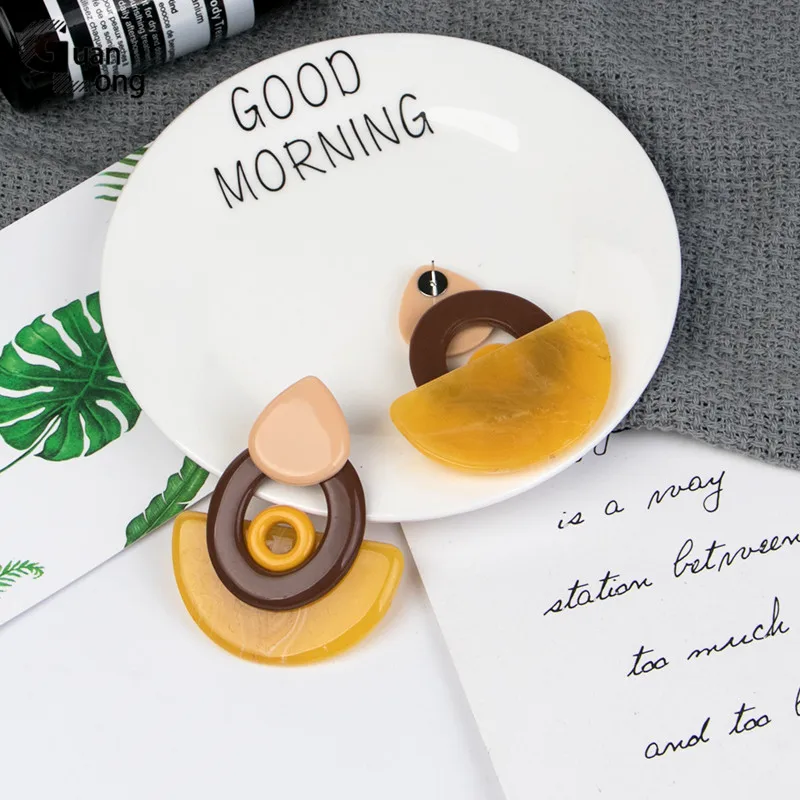 Женские серьги в форме капли воды большие геометрические из акриловой смолы