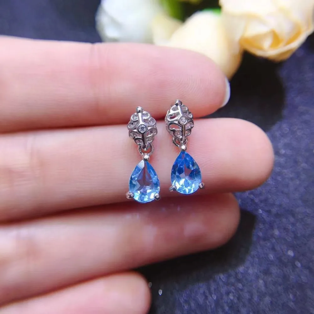Женские серьги-подвески из серебра 925 пробы с натуральным голубым топазом |