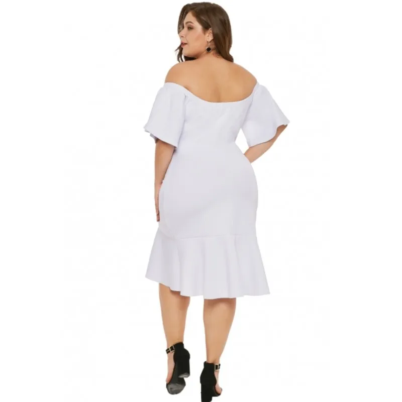 Белое черное платье с открытыми плечами большие размеры оборками вырезом