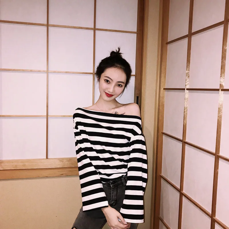 

Корейский сексуальный женский топ с открытыми плечами в полоску, осень 2018, полосатая футболка в уличном стиле для школьниц, топы