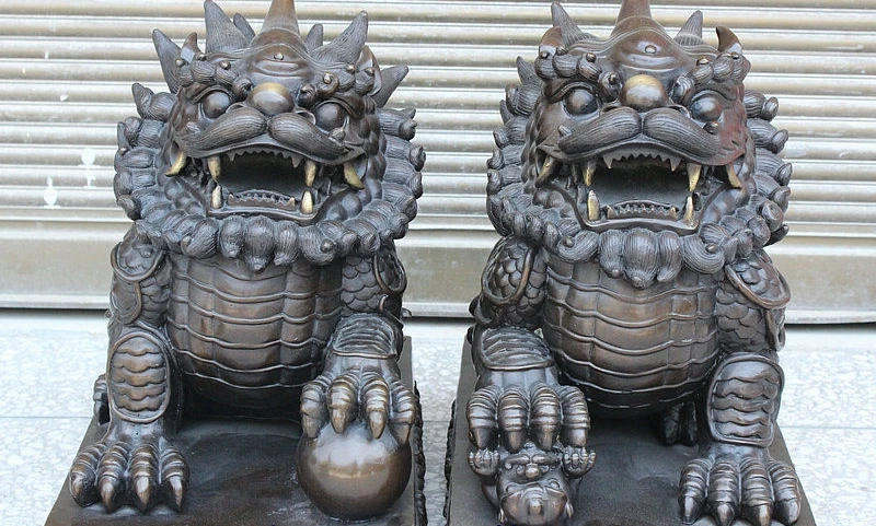 China FengShui Bronze Gilt Carved Wealth PiXiu Unicorn Beast Ball Statue Pair | Дом и сад