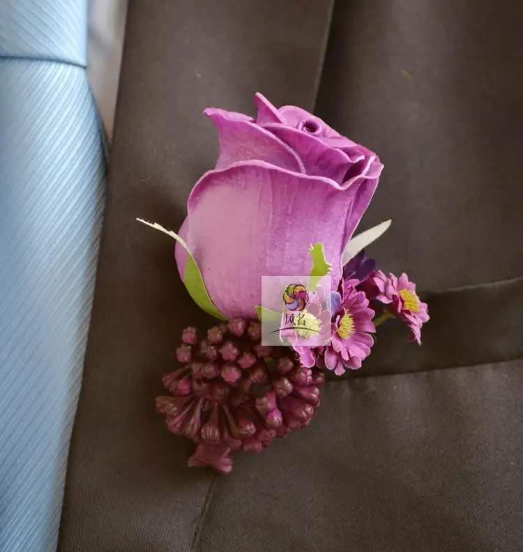 Бутоньерка для жениха и свадебные цветы Свадебные бутоньерки розовые ветки