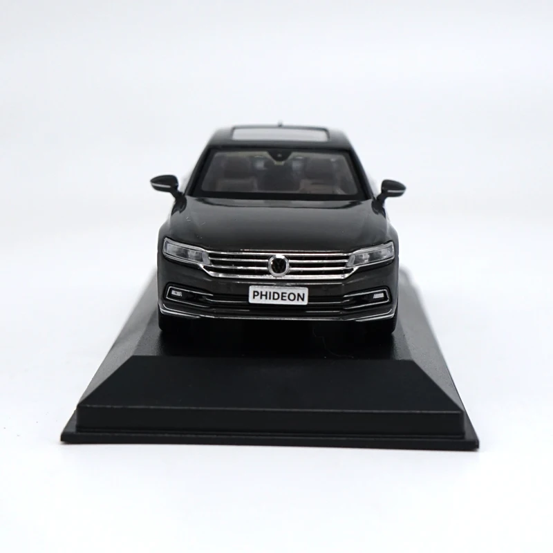 Коллекция коллекционных моделей автомобилей Volkswagen PHIDEON 1/43 | Игрушки и хобби