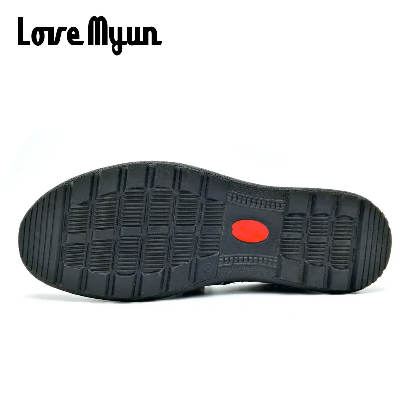 Распродажа! Туфли мужские дышащие на шнуровке мягкая кожа плоская подошва