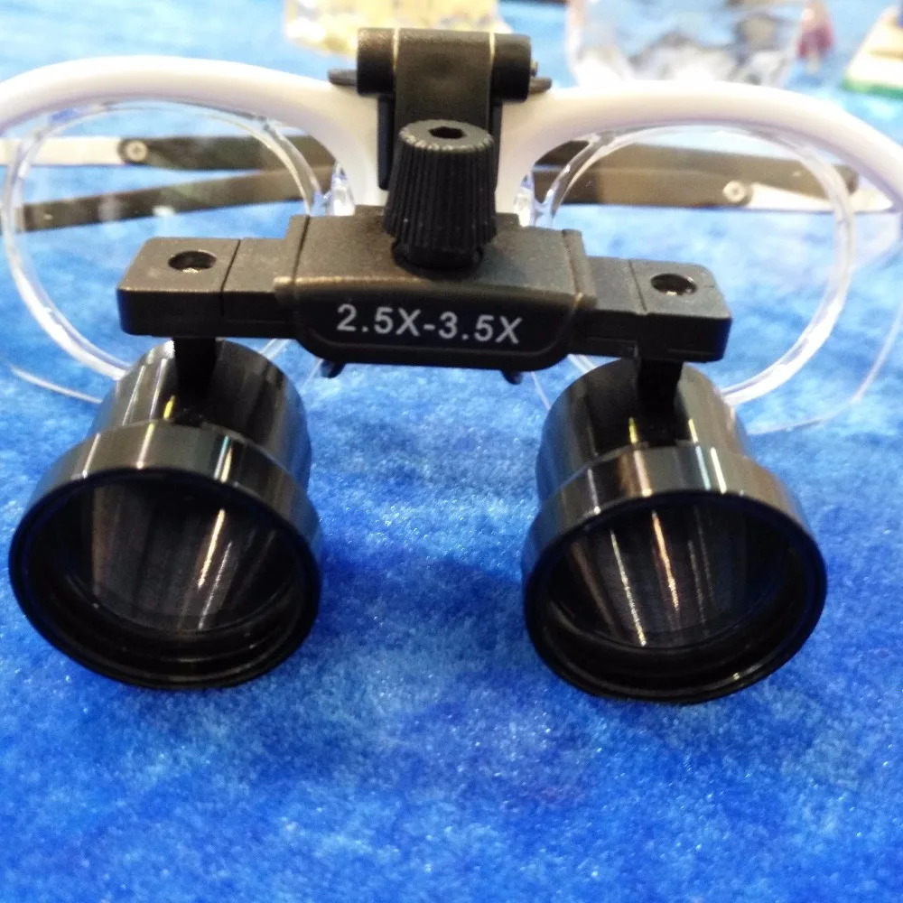 Good Quality Brand new Adjustable magnification from 2.5x to 3.5x Dental Loupes Magnifier with Surgical Magnifying Glasses