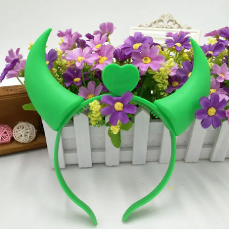Glowing LED Flashing Horns Headwear Toys Luminous Headband Linghted Kids Toy Glow Party Hair home decor birthday|Сверкающие товары