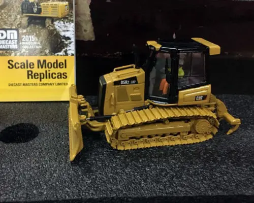 

1/50 Scale, Caterpillar Cat, D5K2 LGP Track-Type Tractor, DIECAST MASTERS #85281