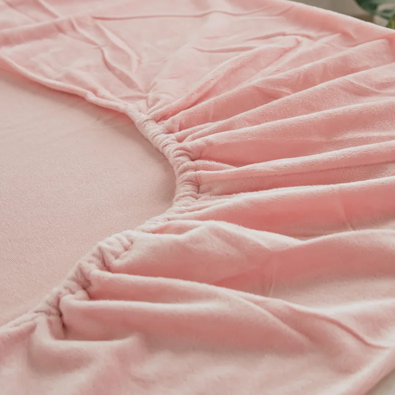 Комплект фланелевого постельного белья Queen-(1 простыня + 2 наволочки) 25 см с