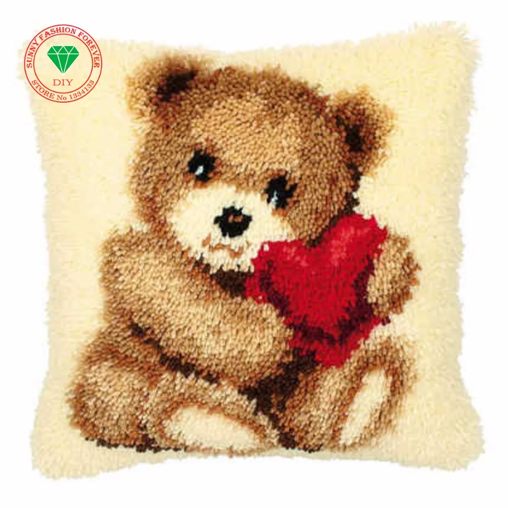 Рукоделие хобби ремесло Сделай Сам наволочка вышивка медведь пэчворк набор