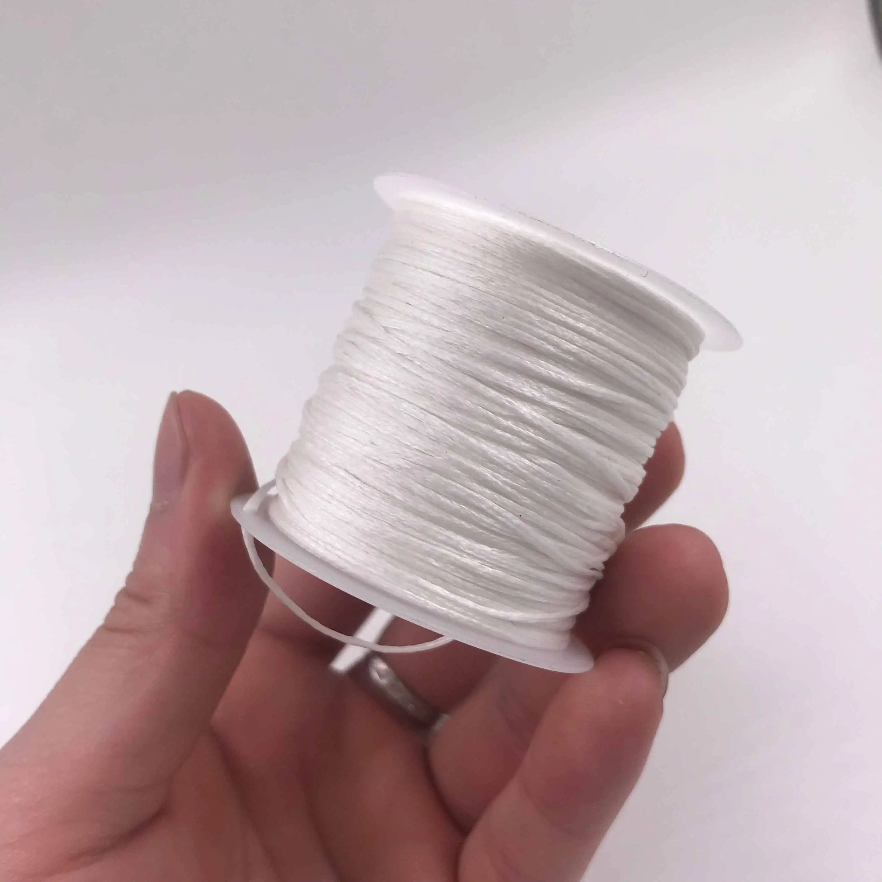 white Маленький рулон ручной работы Кожа DIY 210D плоская цепочки из воска швейная нить около 40 метров кожаный диван кожаный мешок - Цвет: white