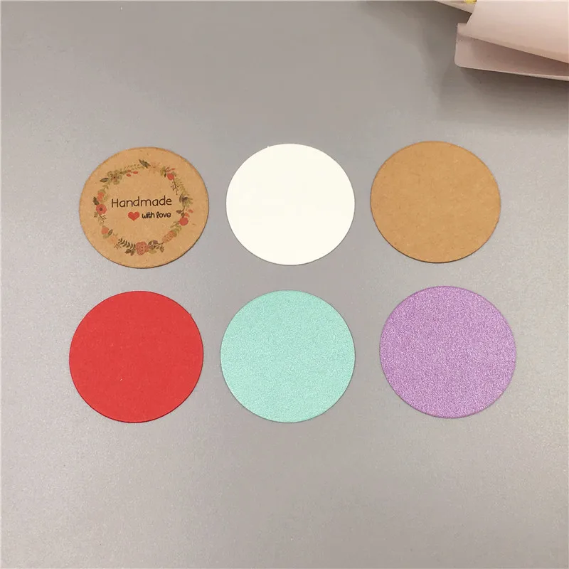 

50Pcs/Lot Round DIY Kraft Paper Gift Tags for Candy Box Decoration Wedding Favors and Gifts Boxes Label Paper Tag Party Supplies