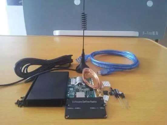 100 KHz 1 7 GHz UV HF RTL SDR USB тюнер приемник R820T RTL2832U + CW FM VHF UHF AM (NFM WFM) DSB Программное