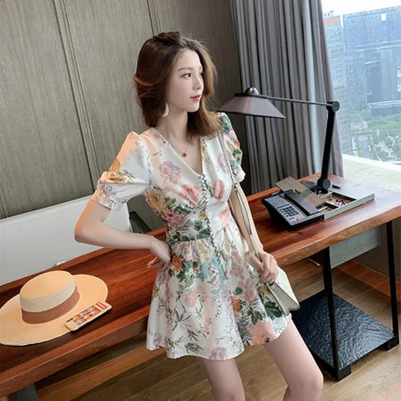 Женское модельное платье с коротким рукавом элегантное облегающее